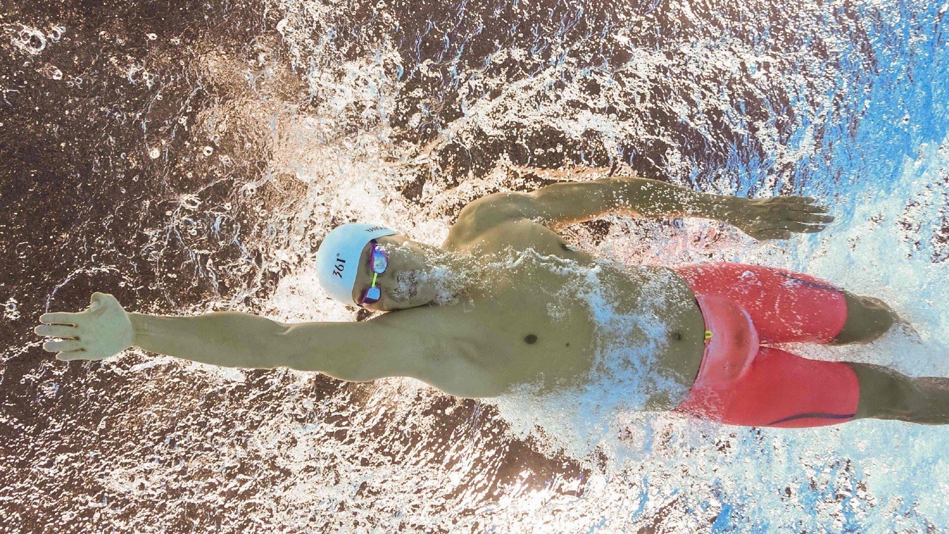 麦迪逊广场花园沸腾夜！纽约全城为尼克斯狂热 奈何绿军三分雨倾盆